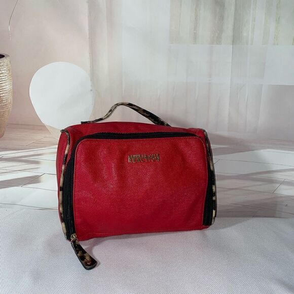 Kenneth Cole Toiletries Bag - Picture 1 of 8